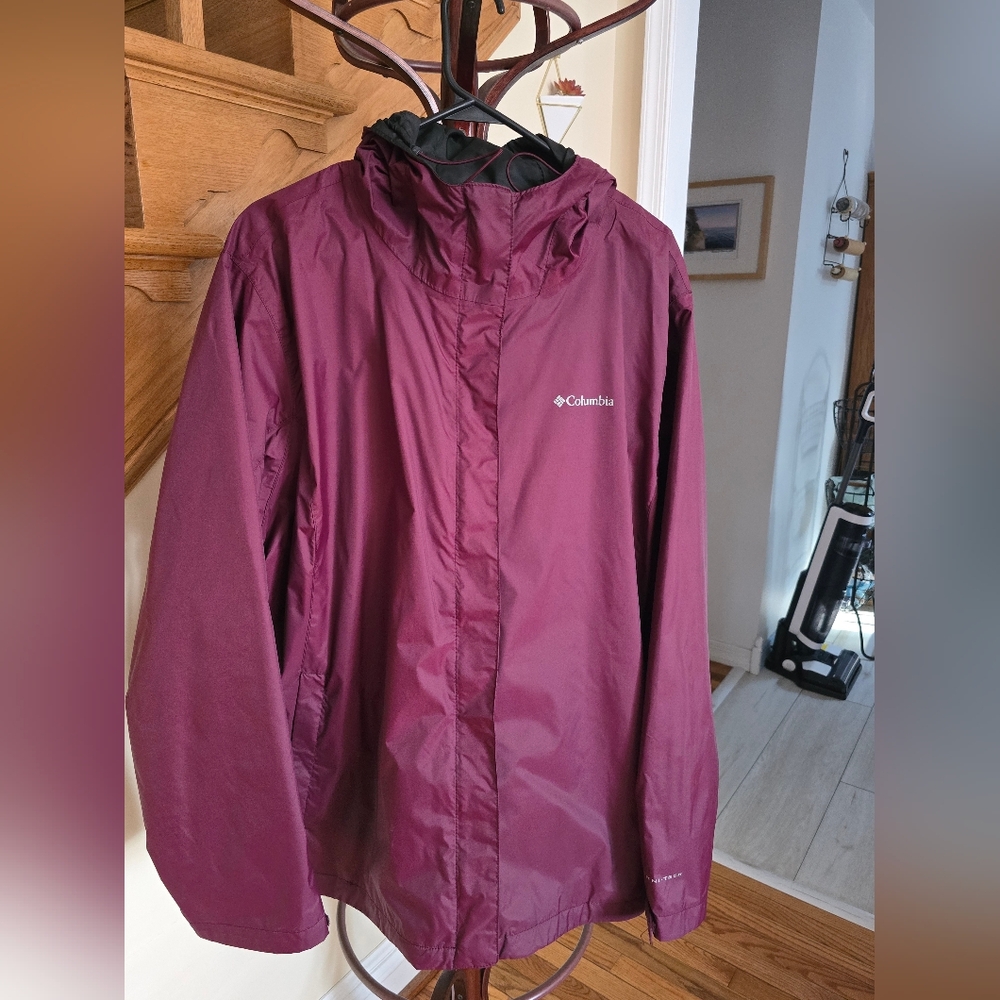 Columbia Burgundy Outdoor Jacket